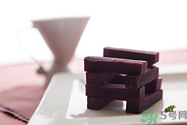 吃紫薯會發(fā)胖嗎?一根紫薯的熱量是多少 吃紫薯會發(fā)胖嗎?一根紫薯的熱量是多少