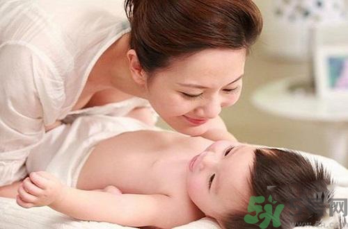 秋天坐月子怎么穿衣服？秋天坐月子注意事項(xiàng)