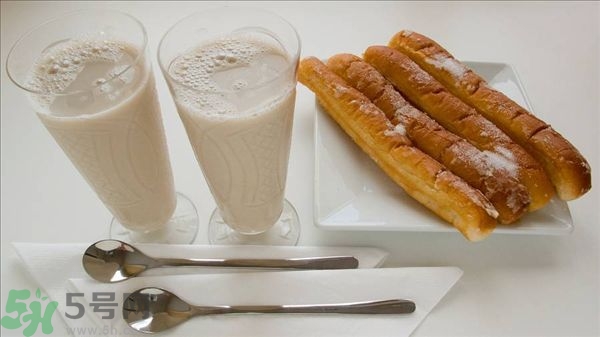 早上喝豆奶好嗎？晚上喝豆奶好嗎？