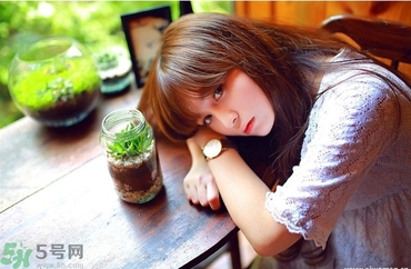 美瞳怎么分左右眼？戴美瞳能睡覺嗎？