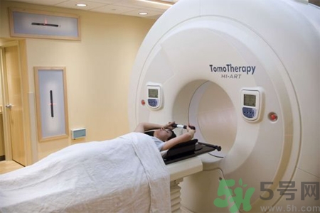 鼻咽癌的發(fā)病因素是什么？鼻咽癌的并發(fā)癥有哪些？