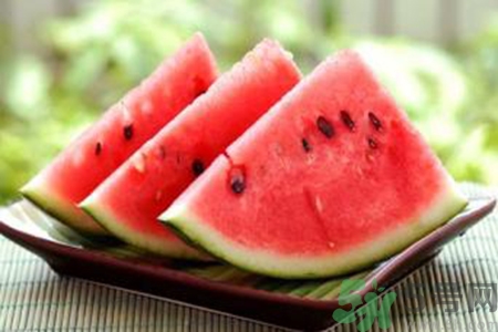 秋季為什么不能吃瓜？秋季吃瓜有什么危害？