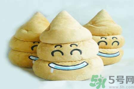 憋大便的危害有哪些？每天排便幾次算正常？