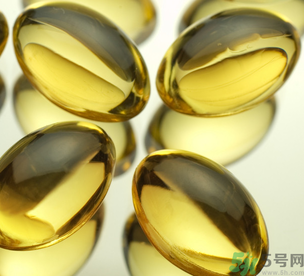 魚肝油可以補(bǔ)鈣嗎？魚肝油可以和鈣片一起吃嗎？