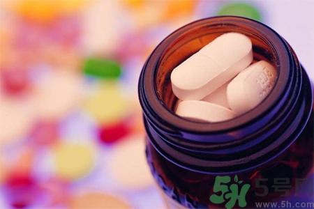 感冒發(fā)燒可以服用抗生素嗎？常見的抗生素有哪些？