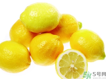 青檸檬好還是黃檸檬好？青檸和黃檸的區(qū)別