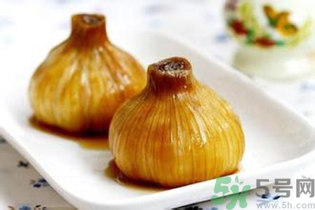 醋泡大蒜可以治療灰指甲嗎？醋泡大蒜怎樣治療灰指甲？