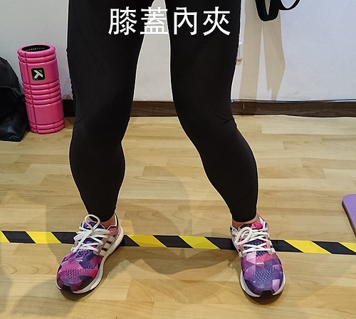 深蹲的正確做法 深蹲的標(biāo)準(zhǔn)動(dòng)作是怎樣的？