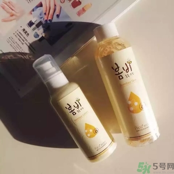 春雨水乳好用嗎？春雨蜂蜜水乳怎么樣？