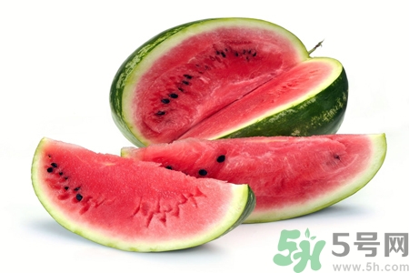 口腔潰瘍可以吃西瓜嗎？口腔潰瘍能不能吃西瓜？