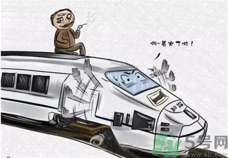動車吸煙被罰兩次將終身禁乘,為什么動車上不能吸煙? 動車吸煙被罰兩次將終身禁乘,為什么動車上不能吸煙?