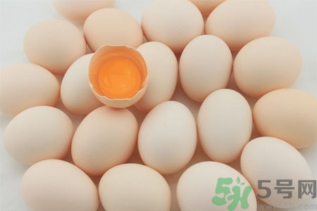 過敏性鼻炎可以吃雞蛋嗎？過敏性鼻炎能不能吃雞蛋？