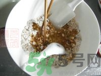 五仁月餅是哪五仁？五仁月餅是哪五種材料？