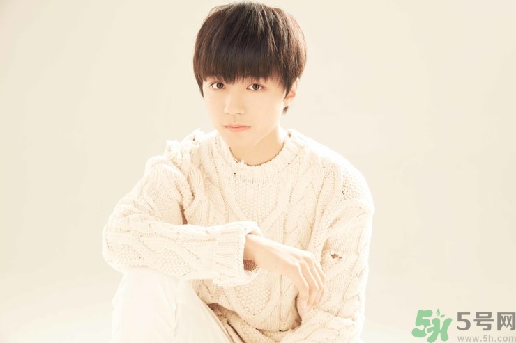 19歲男生身高體重標(biāo)準(zhǔn)是多少？19歲女生的標(biāo)準(zhǔn)身高體重是多少？
