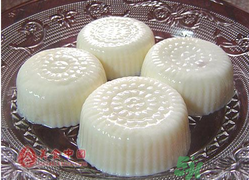 冰皮月餅怎么做好吃？冰皮月餅及餡兒的做法推薦