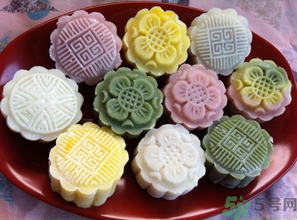 冰皮月餅怎么吃？冰皮月餅怎么吃對(duì)身體好