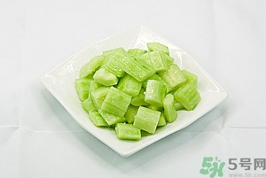 涼拌黃瓜隔夜可以吃嗎?涼拌黃瓜怎么保存 涼拌黃瓜隔夜可以吃嗎?涼拌黃瓜怎么保存