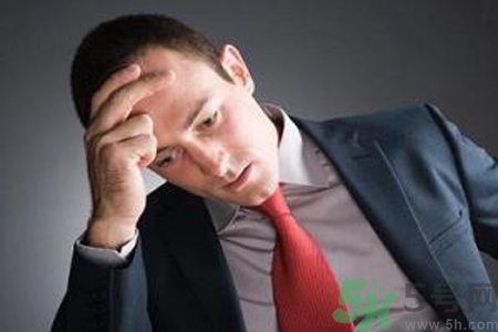 男性更年期的表現(xiàn)有哪些？怎么判斷男性更年期？