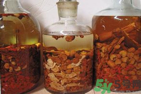 藥酒的好處有哪些？長期喝藥酒的好處有什么？