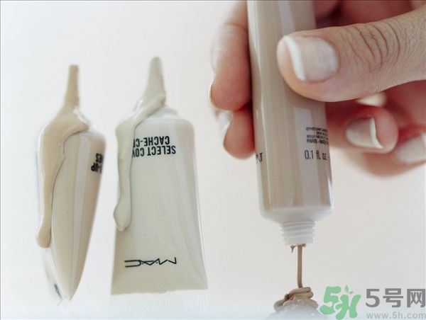 bb霜過期了還能用嗎？bb霜的保質期一般是多久？