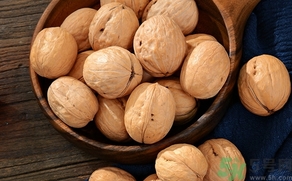 核桃變黑了還能吃嗎?核桃變黑是什么原因? 核桃變黑了還能吃嗎?核桃變黑是什么原因?