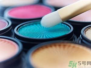 眼影可以當(dāng)眉粉用嗎？眼影可以當(dāng)鼻影用嗎？