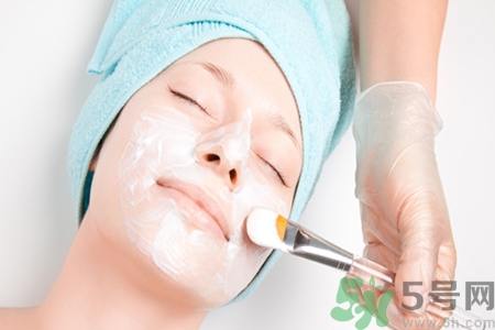 鼻翼長(zhǎng)痘痘怎么辦？鼻翼長(zhǎng)痘解決方法有哪些？