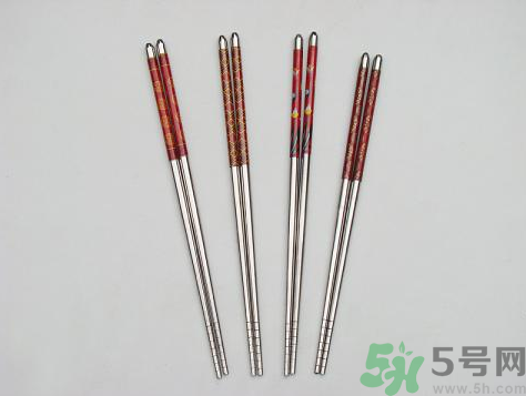 合金筷子對(duì)人身體有害嗎？合金筷子的優(yōu)點(diǎn)和缺點(diǎn)