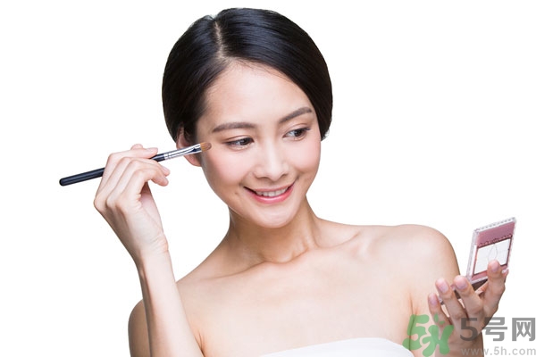 眼影干了怎么辦？眼影保質(zhì)期一般多久？