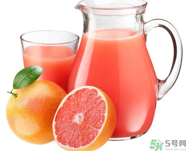 西柚怎么吃？西柚和什么榨汁好喝？