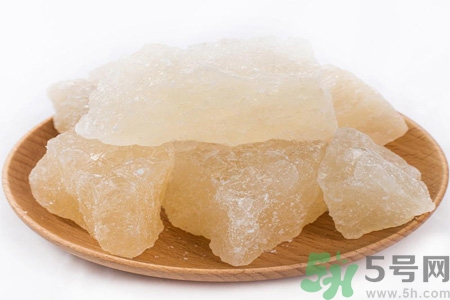 冰糖和白糖紅糖有什么區(qū)別？冰糖和普通糖有什么區(qū)別？