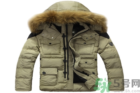 羽絨服日常如何保養(yǎng)？羽絨服局部清潔的方法有哪些？