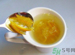 柚子皮可以泡水喝嗎？柚子皮泡水喝的功效