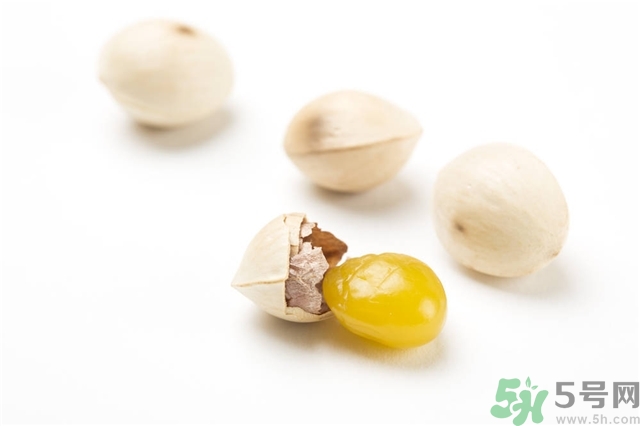新鮮的白果怎么吃最好且有營養(yǎng)？白果怎么吃不會中毒？