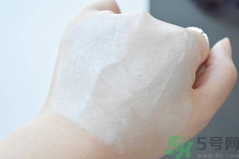 款韓國(guó)v7素顏霜怎么用？款韓國(guó)v7素顏霜使用方法