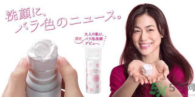 kanebo嘉娜寶玫瑰潔面乳怎么用？kanebo玫瑰洗面奶使用方法