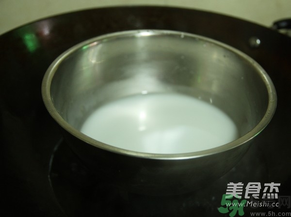 水晶月餅用的什么粉？水晶月餅的做法及配方