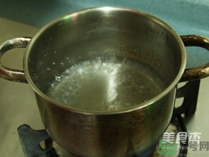 水晶月餅用的什么粉？水晶月餅的做法及配方