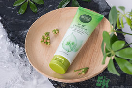 相宜本草的護(hù)膚品怎么樣？相宜本草的護(hù)膚品適合多大年齡？