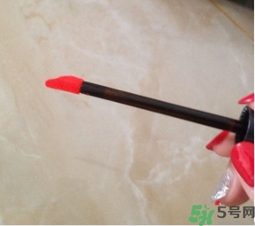菲詩小鋪水墨絢染水潤唇彩怎么樣？菲詩小鋪唇彩好用嗎？