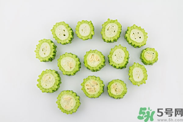 喝苦瓜汁會影響月經(jīng)嗎？來月經(jīng)可以喝苦瓜汁嗎？