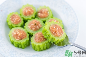 喝苦瓜汁會影響月經(jīng)嗎？來月經(jīng)可以喝苦瓜汁嗎？