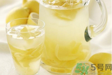 檸檬水是堿性食物嗎？檸檬水是酸性還是堿性？