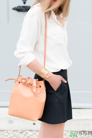 Mansur Gavriel水桶包價(jià)格多少錢？Mansur Gavriel水桶包尺寸大小