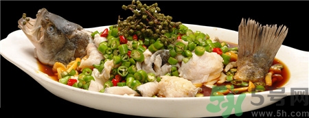鱸魚的營養(yǎng)價(jià)值 鱸魚的功效與作用