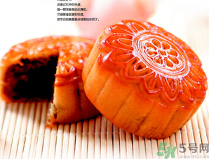 仟吉月餅好吃嗎？仟吉月餅和元祖月餅?zāi)膫€(gè)比較好？