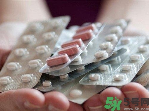 安眠藥和酒能一起吃嗎?安眠藥和酒一吃會(huì)怎樣