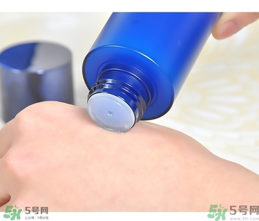 ahc水乳好用嗎？ahc水乳怎么樣？
