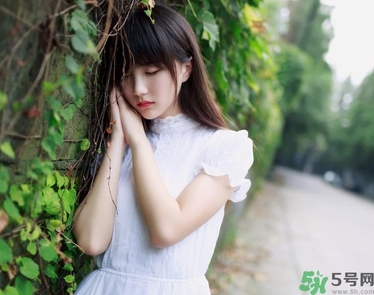 外陰瘙癢有灼熱感是怎么回事？外陰瘙癢有灼熱感怎么辦？