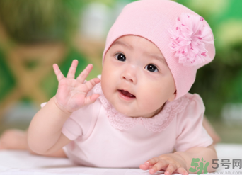 寶寶拉綠屎怎么回事？寶寶拉綠屎怎么辦？